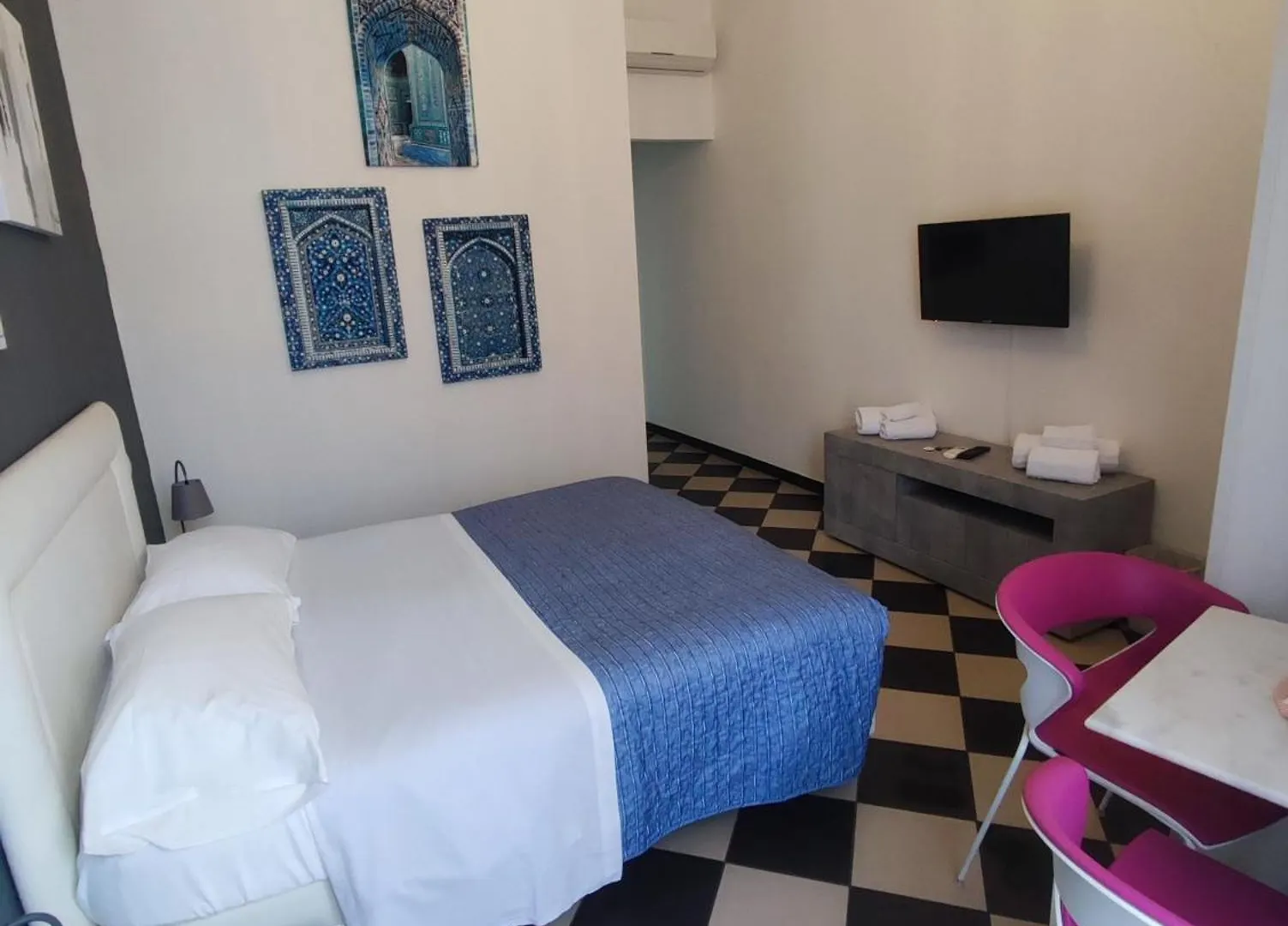 Mani Rooms Cagliari Guest house