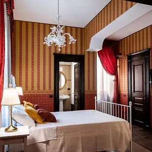 Palazzo Chiara Guest house