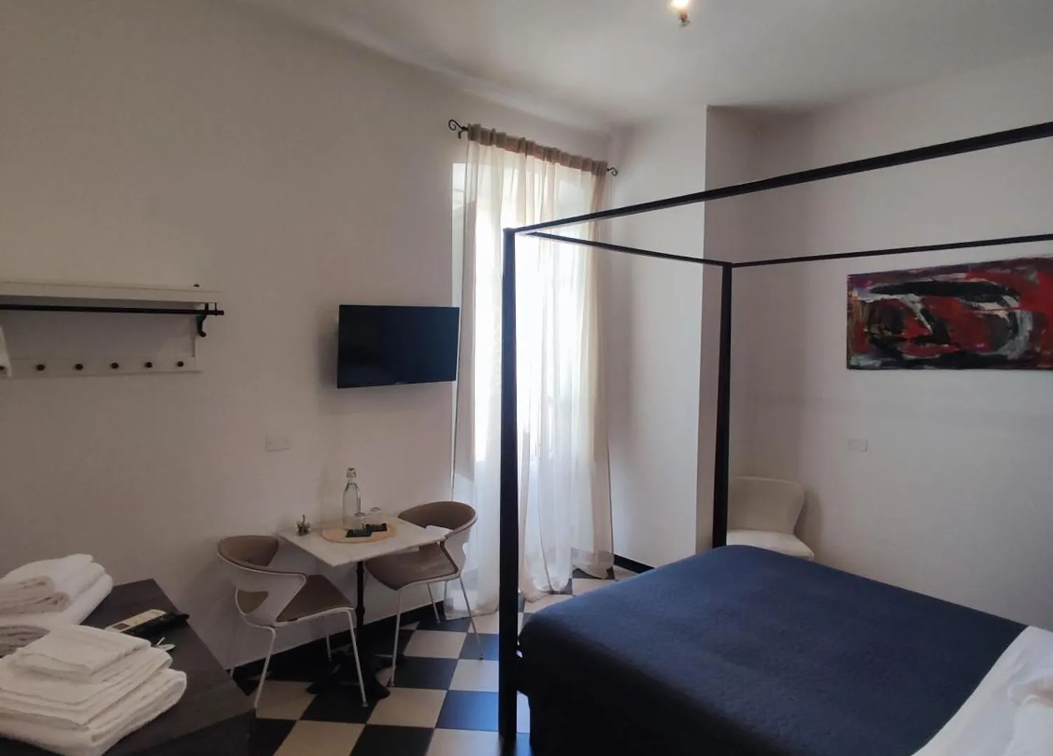 ** Guest house Mani Rooms Cagliari Italy